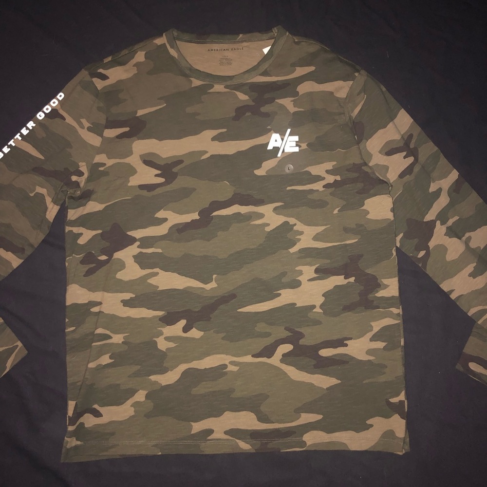 Mens American Eagle Shirt size L Graphic Camo